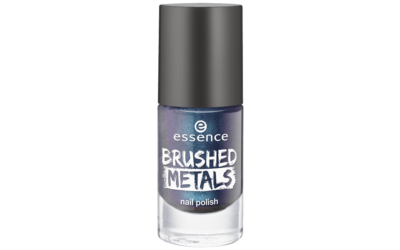 essence the brushed metals nail polish 05 i’m cool with it